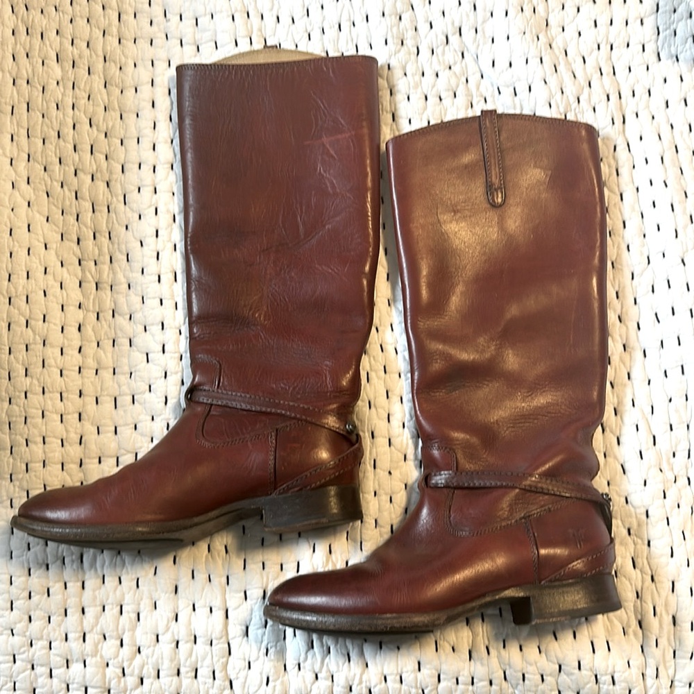 Frye Lindsay Plate 6.5 redwood
